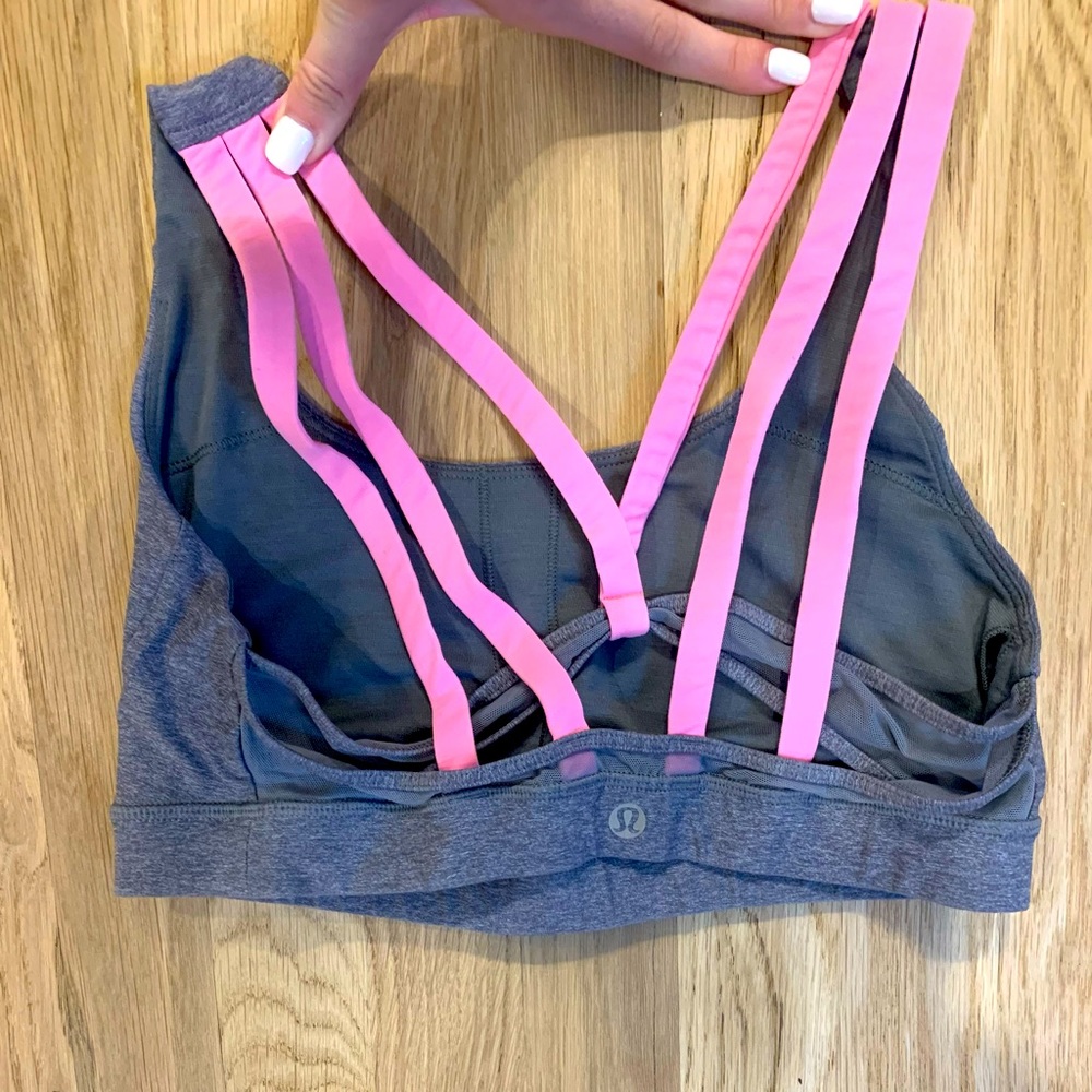lululemon sports bra